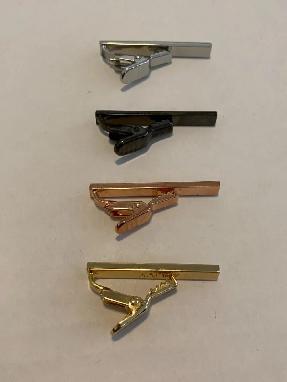 Lot of 4 Minimalist 1.5
